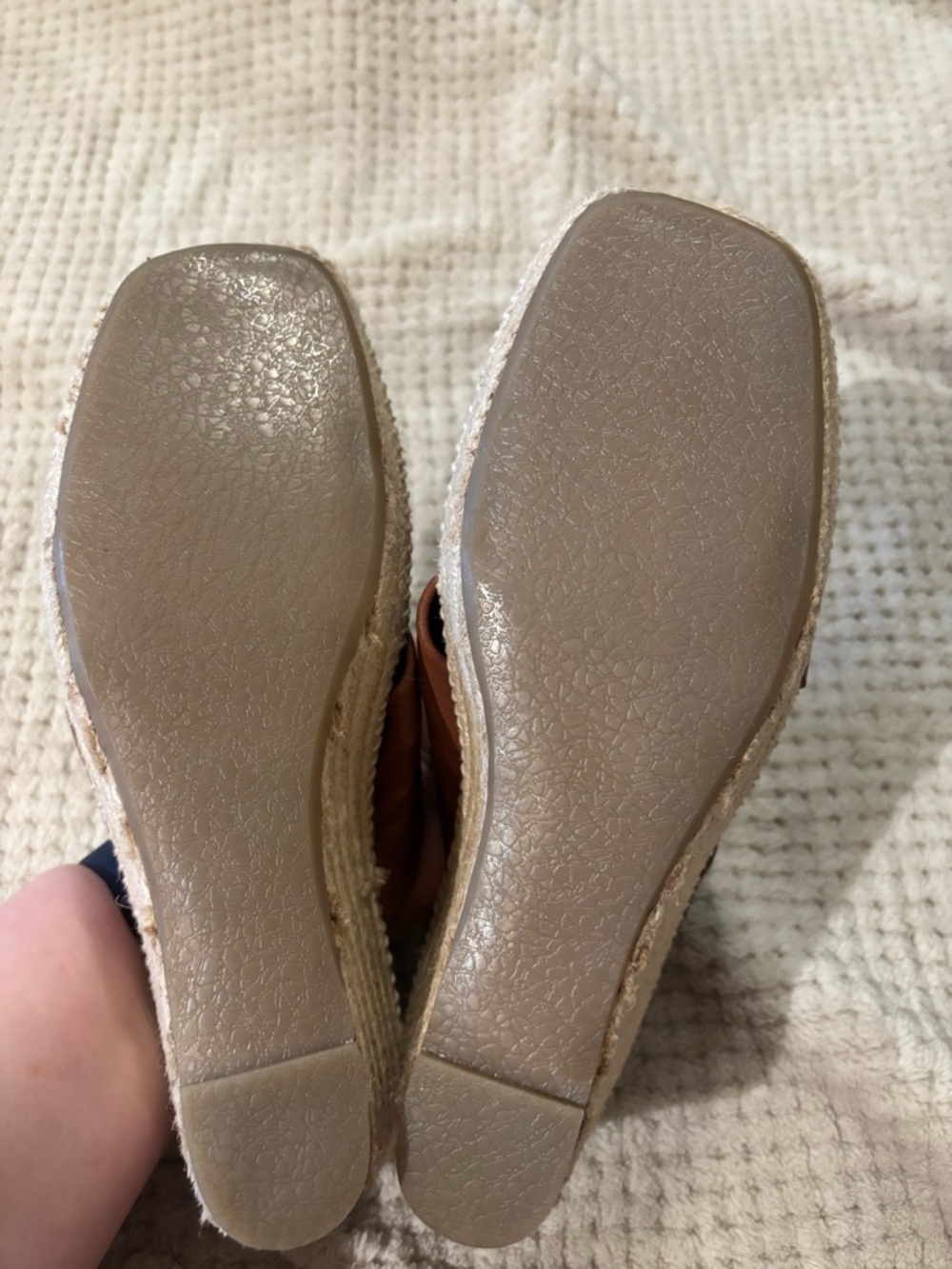 Softwalk Hastings Espradille Platform Wedge - Comfort, Summer, Vacation - Picture 8 of 9